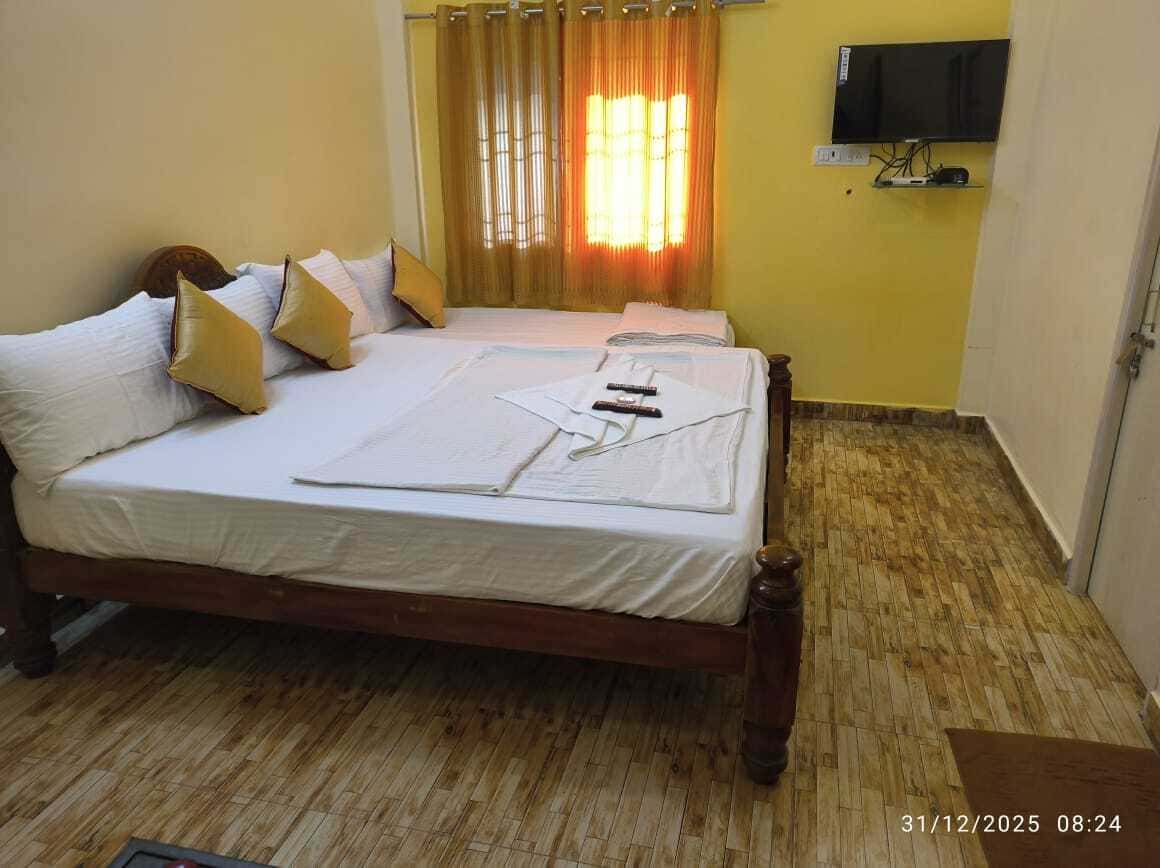 4 Occupancy Family Room