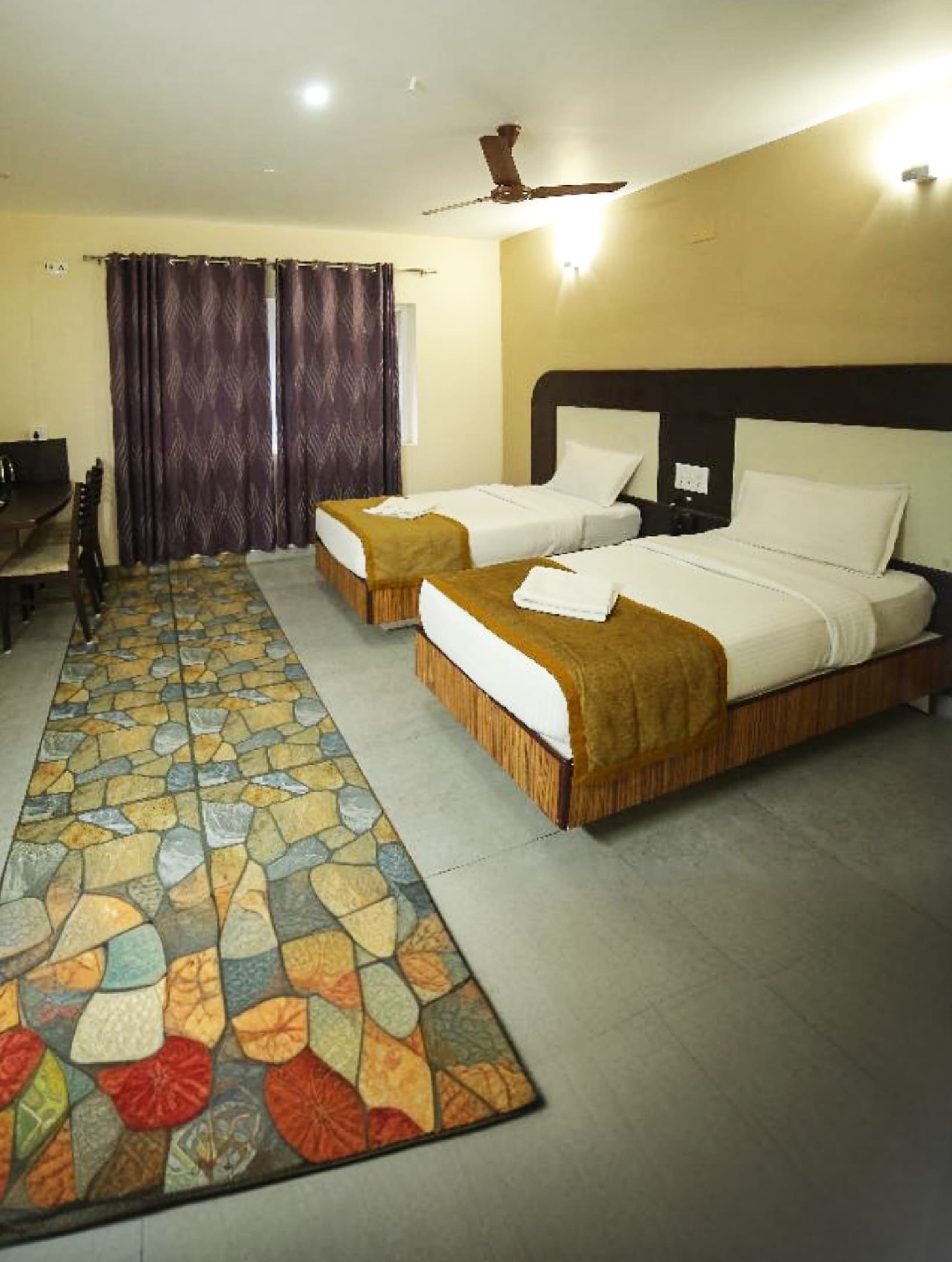 Deluxe Double Room main view