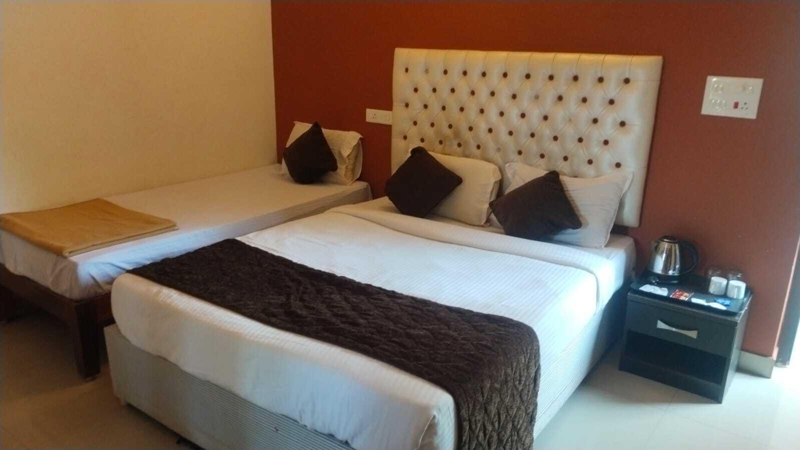 Premium room with balcony main view